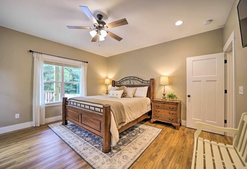 Scenic Sapphire Hideaway 5 Mi To Ski Resort!