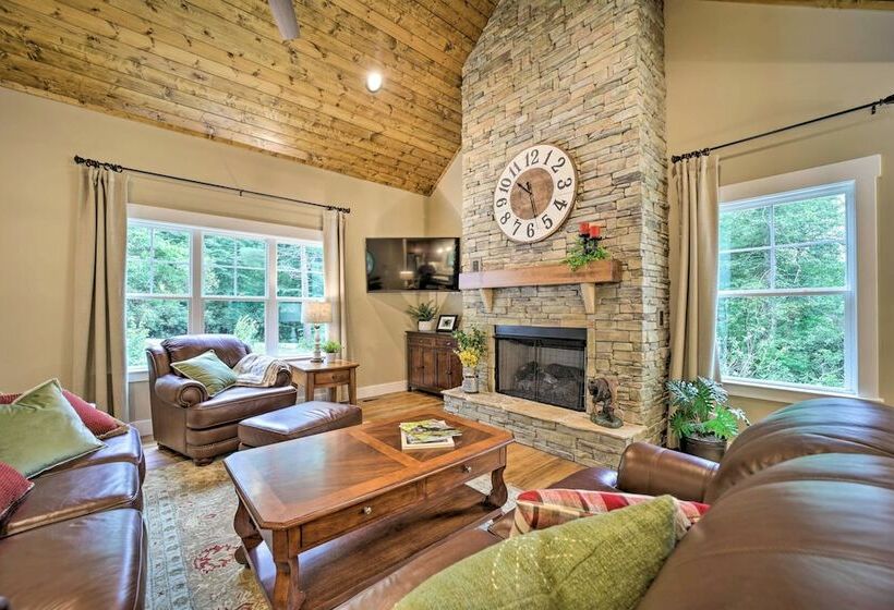 Scenic Sapphire Hideaway 5 Mi To Ski Resort!