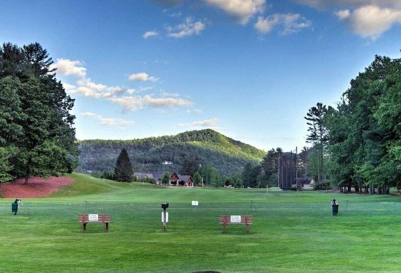 Scenic Sapphire Hideaway 5 Mi To Ski Resort!