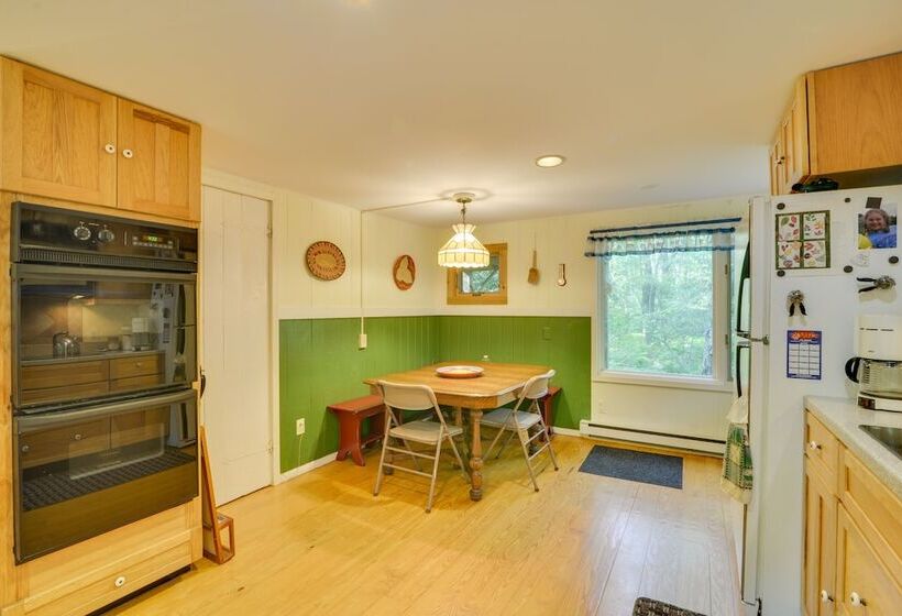 Secluded Stroudsburg Home   5 Mi To Ski Resort