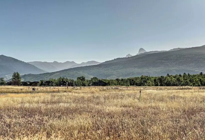 Serene Driggs Cabin ~ 10 Mi To Grand Targhee!