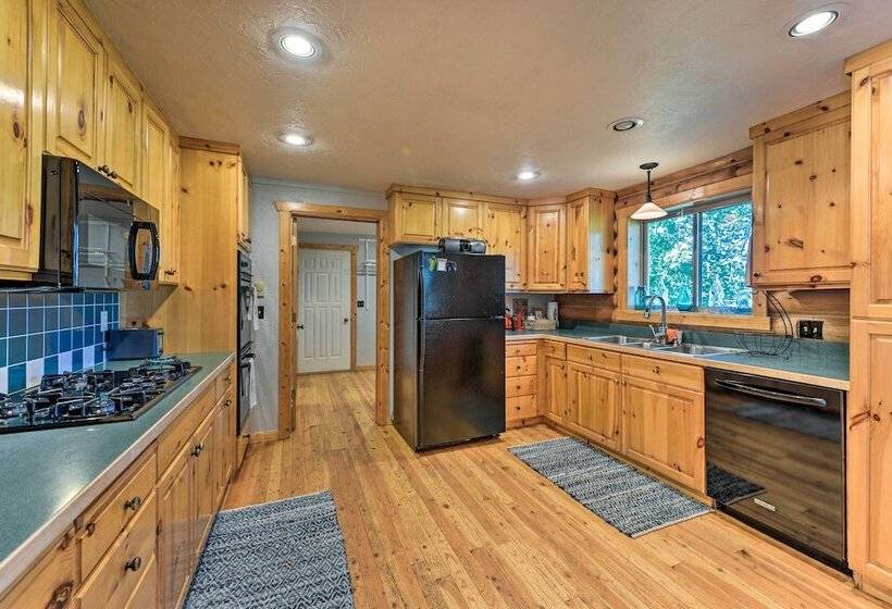 Serene Driggs Cabin ~ 10 Mi To Grand Targhee!