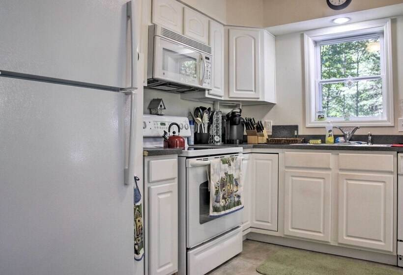 Spacious Home W/ Deck, Grill & Delaware River View