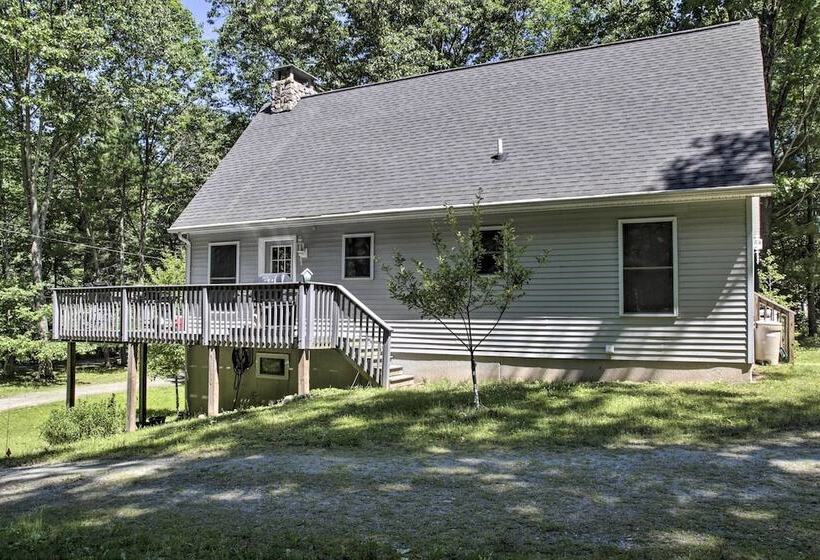 Spacious Home W/ Deck, Grill & Delaware River View