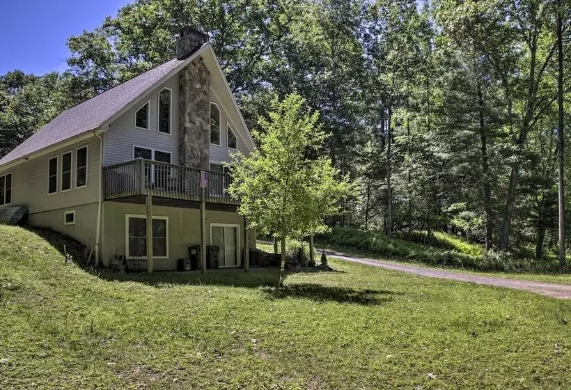 Spacious Home W/ Deck, Grill & Delaware River View