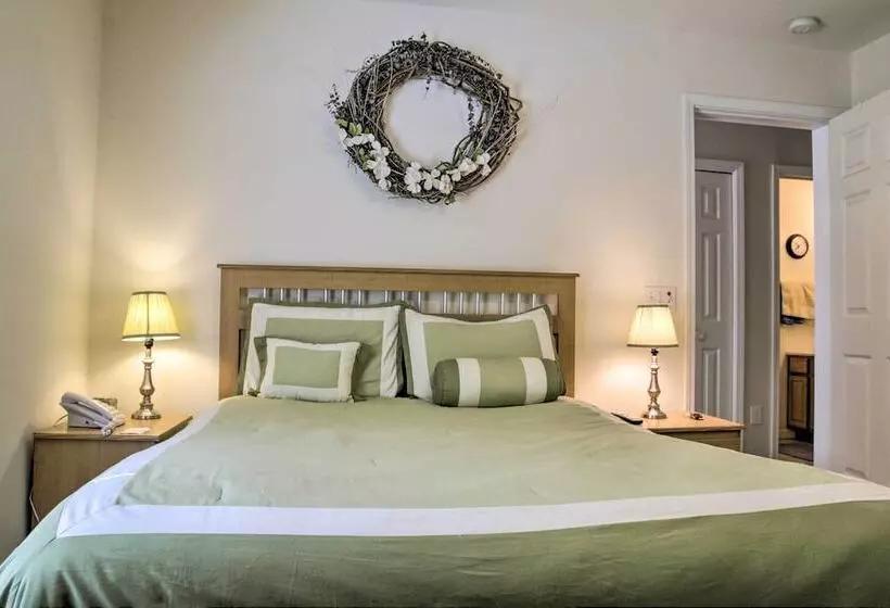 Spacious Home W/ Deck, Grill & Delaware River View