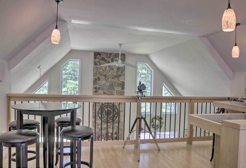 Spacious Home W/ Deck, Grill & Delaware River View