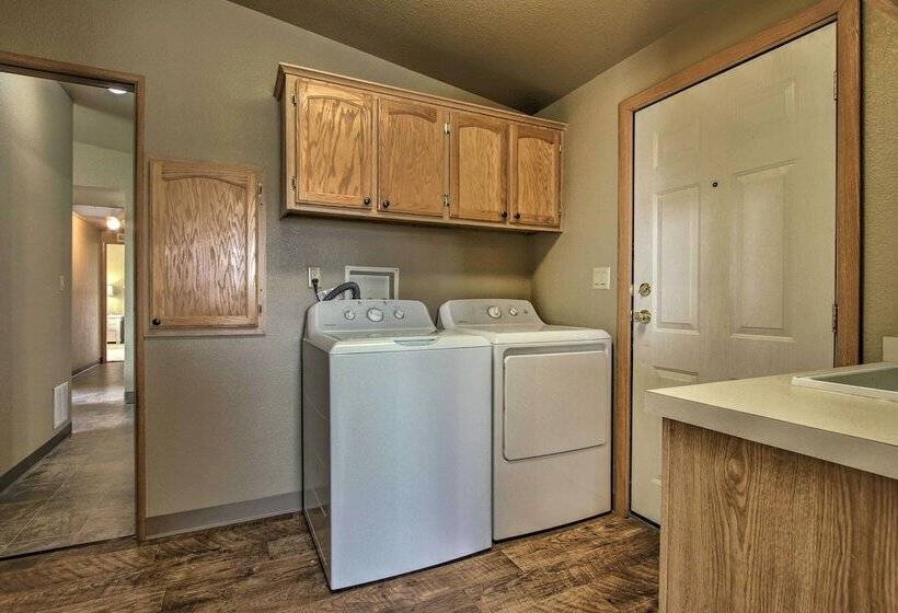 Stunning & Quiet Helena Home W/ Covered Porch