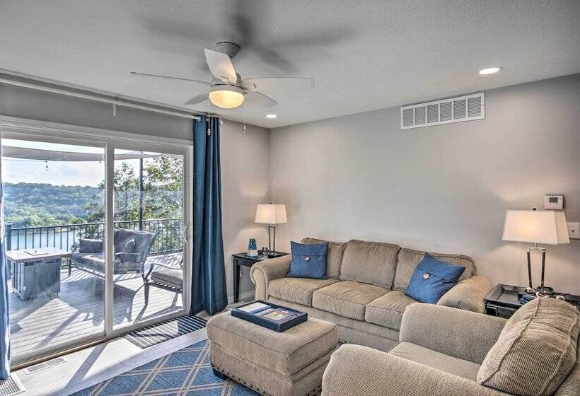 Table Rock Lake Hideaway W/ Deck: Bring Your Boat!