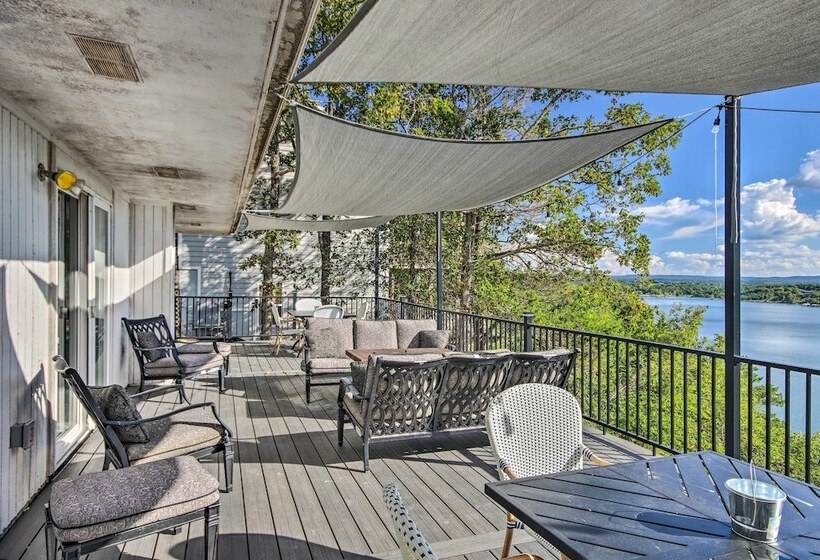 Table Rock Lake Hideaway W/ Deck: Bring Your Boat!
