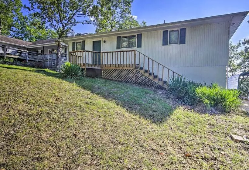 Table Rock Lake Hideaway W/ Deck: Bring Your Boat!