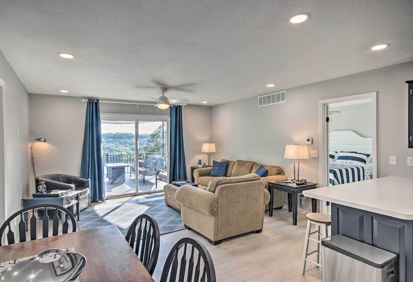 Table Rock Lake Hideaway W/ Deck: Bring Your Boat!