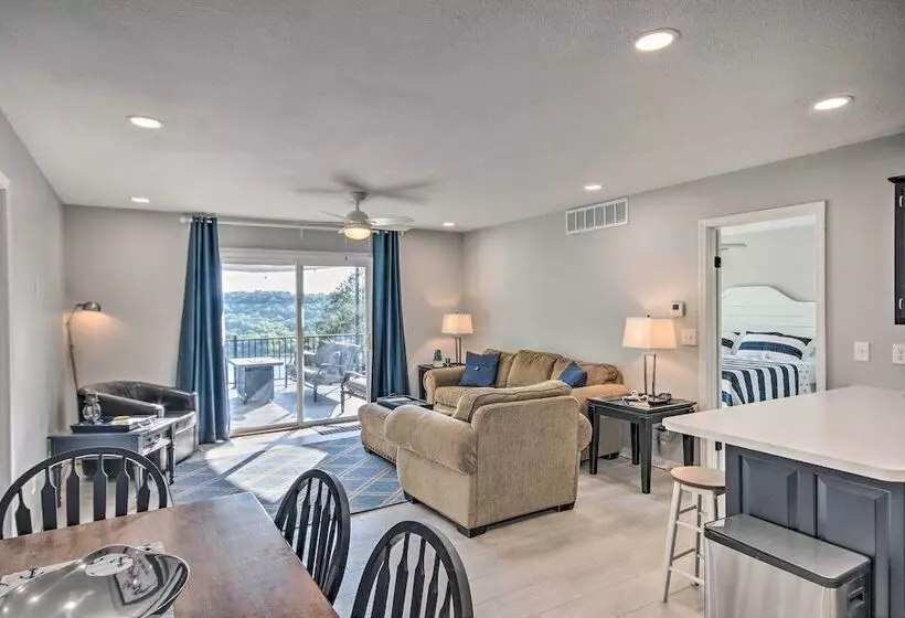 Table Rock Lake Hideaway W/ Deck: Bring Your Boat!