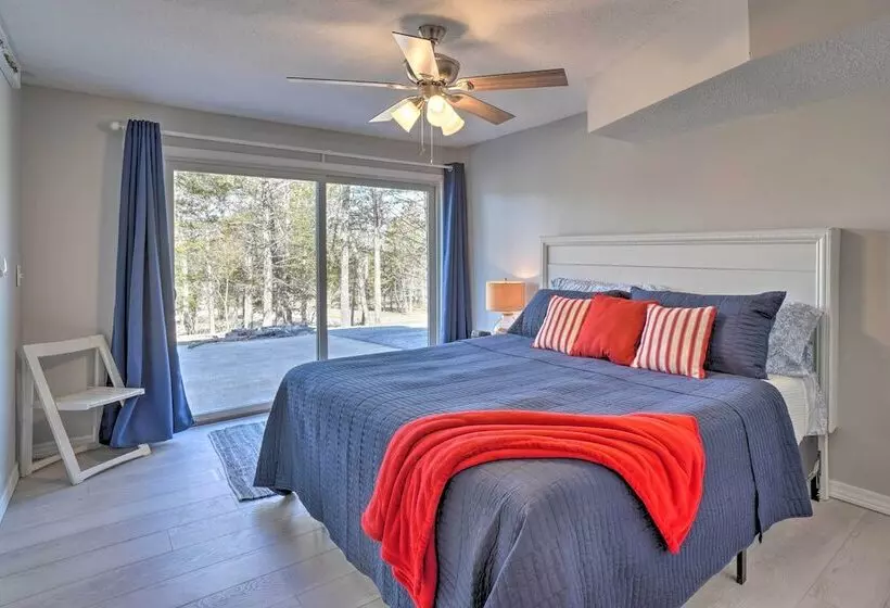 Table Rock Lake Hideaway W/ Deck: Bring Your Boat!