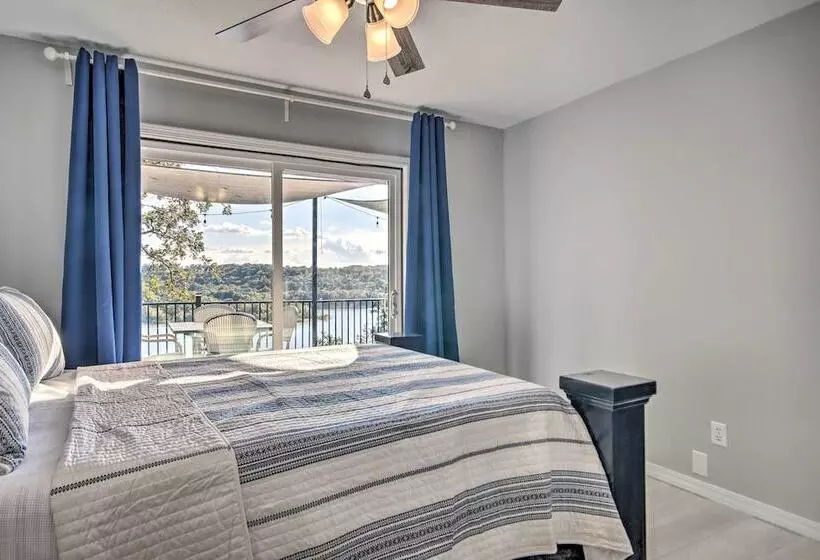 Table Rock Lake Hideaway W/ Deck: Bring Your Boat!