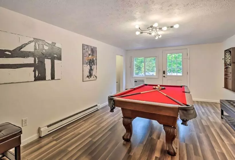 12 Mi To Camelback Ski Resort: Home W/ Decks!