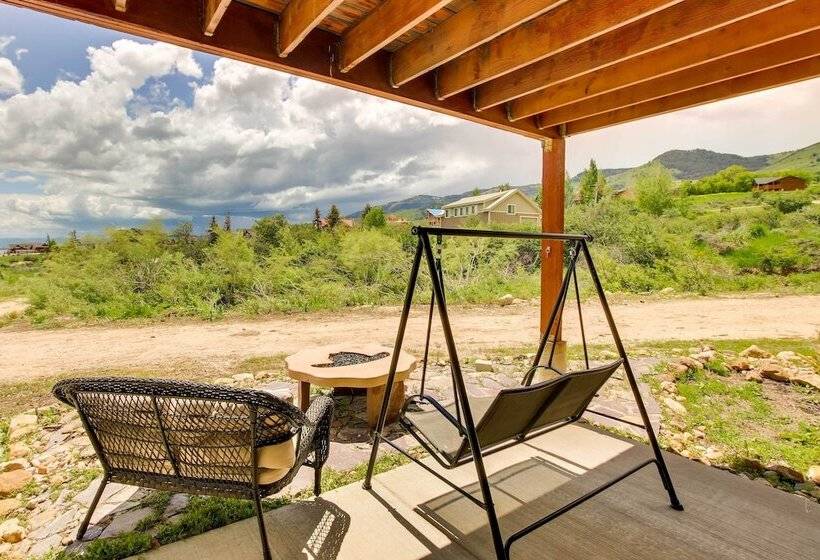 Updated Cabin W/ Views ~ 1 Mi To Bear Lake!