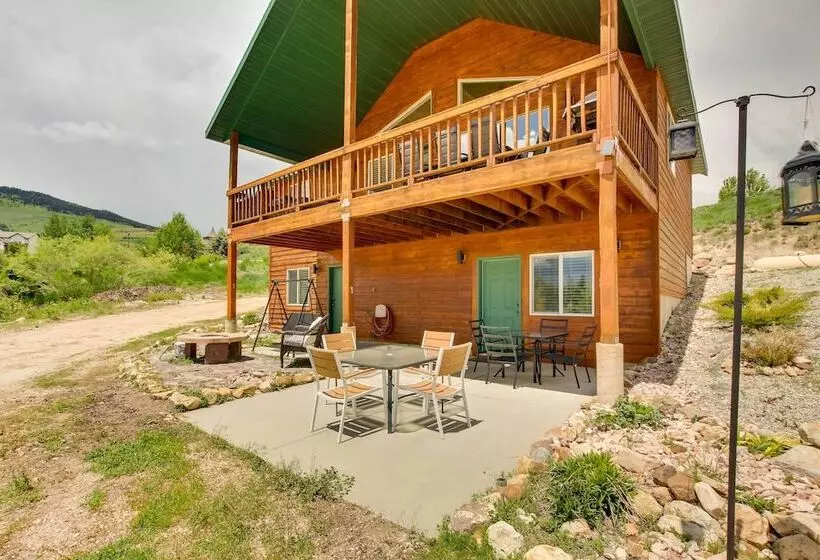 Updated Cabin W/ Views ~ 1 Mi To Bear Lake!