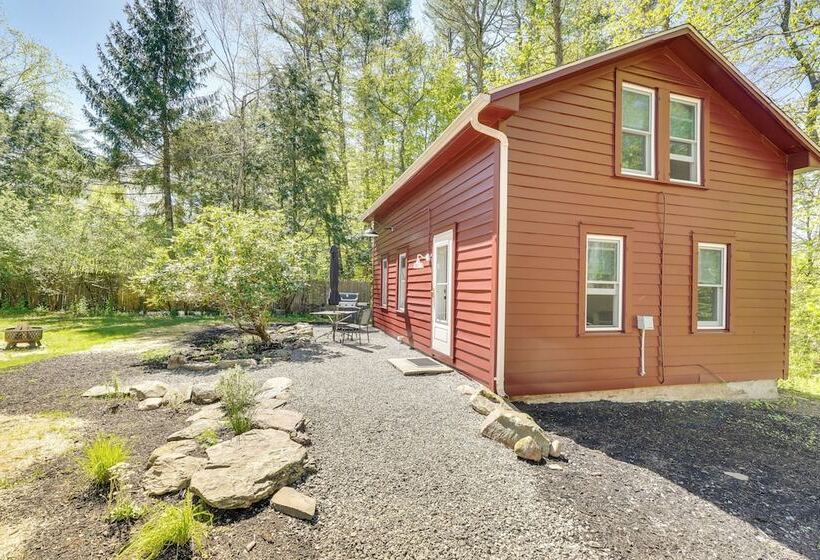 Updated/pet Friendly Cabin By Hikes And Woodstock!
