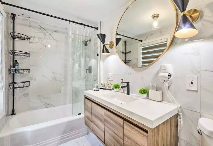 Upscale Waterbury Retreat W/ Indoor Hot Tub!