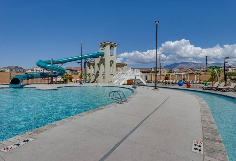 Washington Home W/ Mtn Views, Near Hiking!