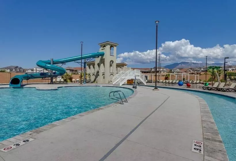 Washington Home W/ Mtn Views, Near Hiking!