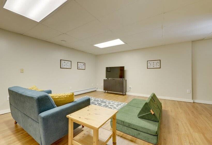 Waterfront Lakes Region Home On Private Cove!