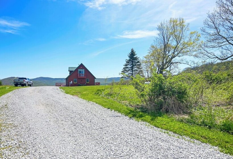 West Virginia Cabin Near Snowshoe Mountain Resort