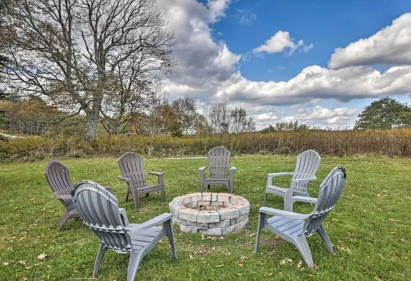 West Virginia Cabin Near Snowshoe Mountain Resort