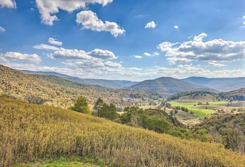 West Virginia Cabin Near Snowshoe Mountain Resort