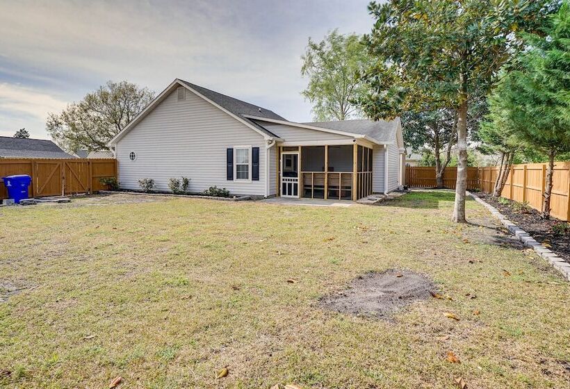 Wilmington Home ~ 7 Mi To Wrightsville Beach!