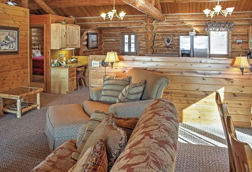 Wonderful Home On Sand Lake W/ Expansive Porch!