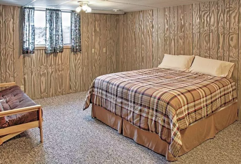 Wonderful Home On Sand Lake W/ Expansive Porch!