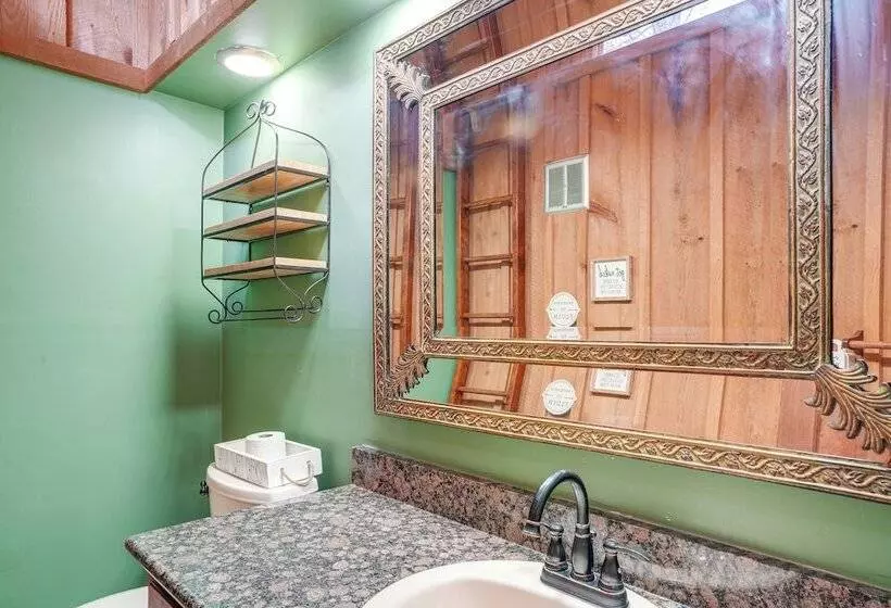 Treehouse Style Cabin, 1 Mi To Massanutten Resort