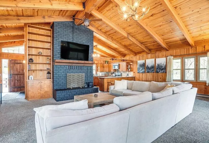 Treehouse Style Cabin, 1 Mi To Massanutten Resort