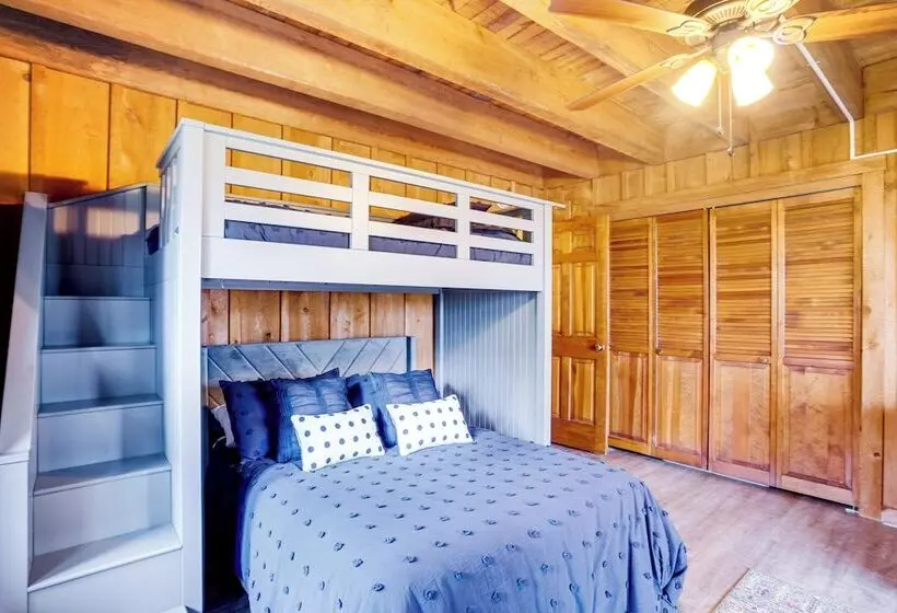 Treehouse Style Cabin, 1 Mi To Massanutten Resort