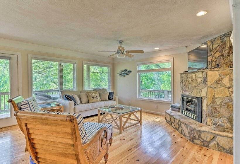 Badin Lake Cabin W/ Dock & 2 Story Boat Slip!