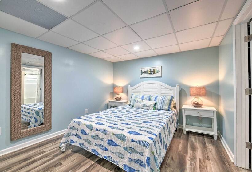 Badin Lake Cabin W/ Dock & 2 Story Boat Slip!