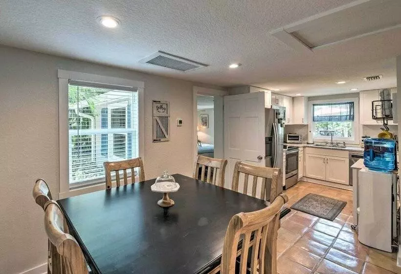 Canalfront Home W/ Kayaks, Pool & On Site Fishing!