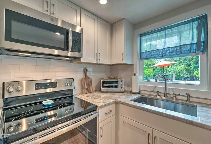 Canalfront Home W/ Kayaks, Pool & On Site Fishing!