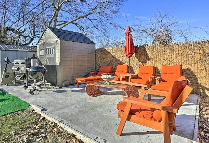 Central Elmont Studio W/ Great Outdoor Space!