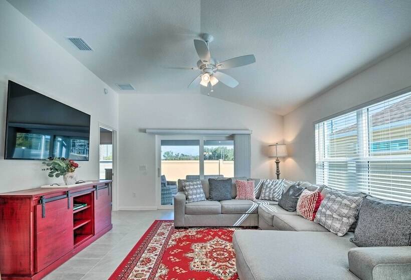 Home In The Villages: Golf Cart & Amenity Access