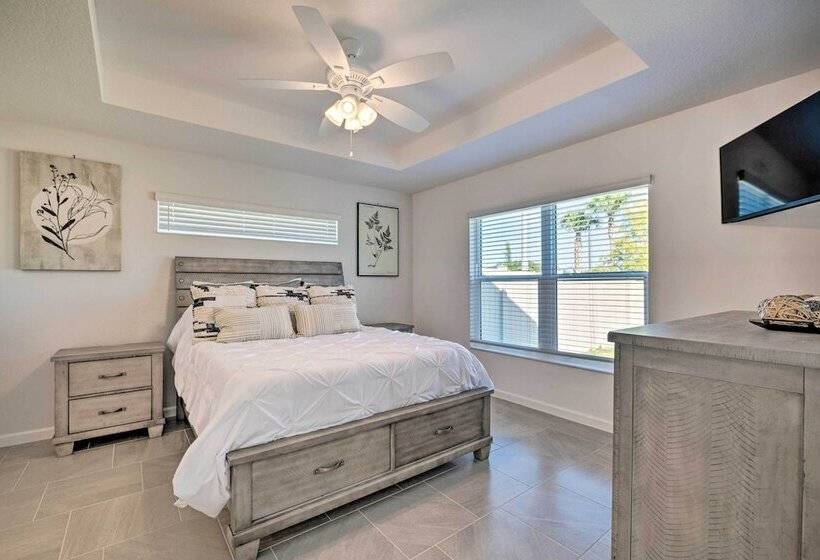 Home In The Villages: Golf Cart & Amenity Access