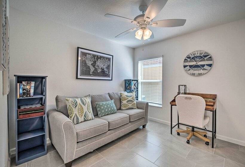 Home In The Villages: Golf Cart & Amenity Access