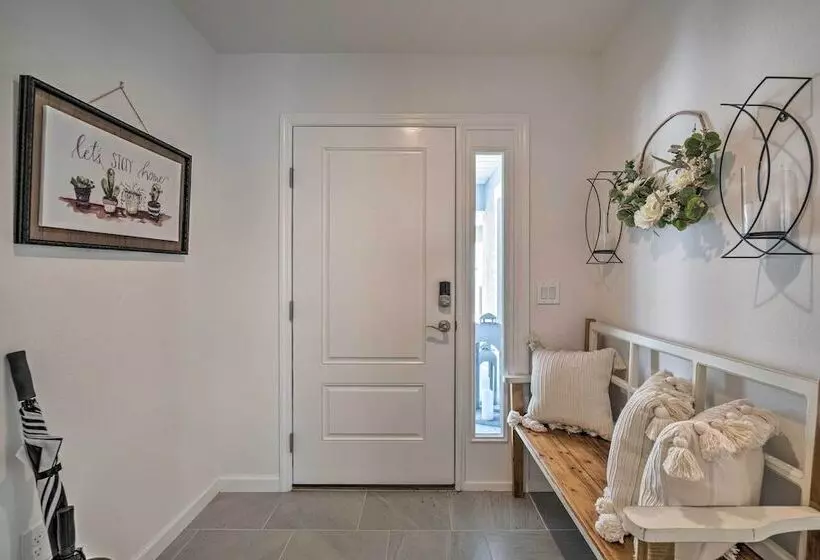 Home In The Villages: Golf Cart & Amenity Access
