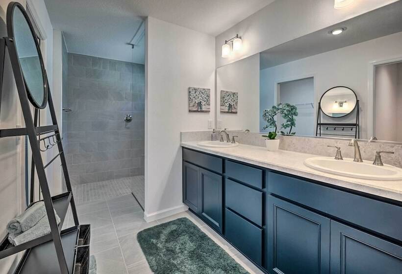 Home In The Villages: Golf Cart & Amenity Access