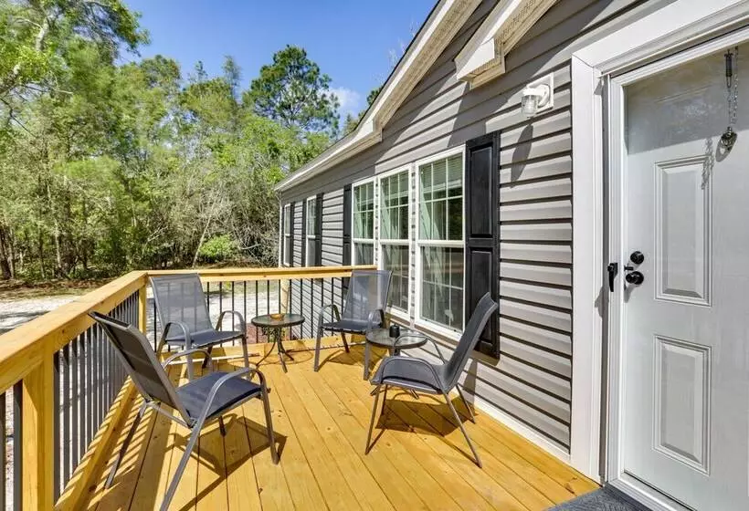 Charming Perry Home ~ 2 Mi To The Gulf!