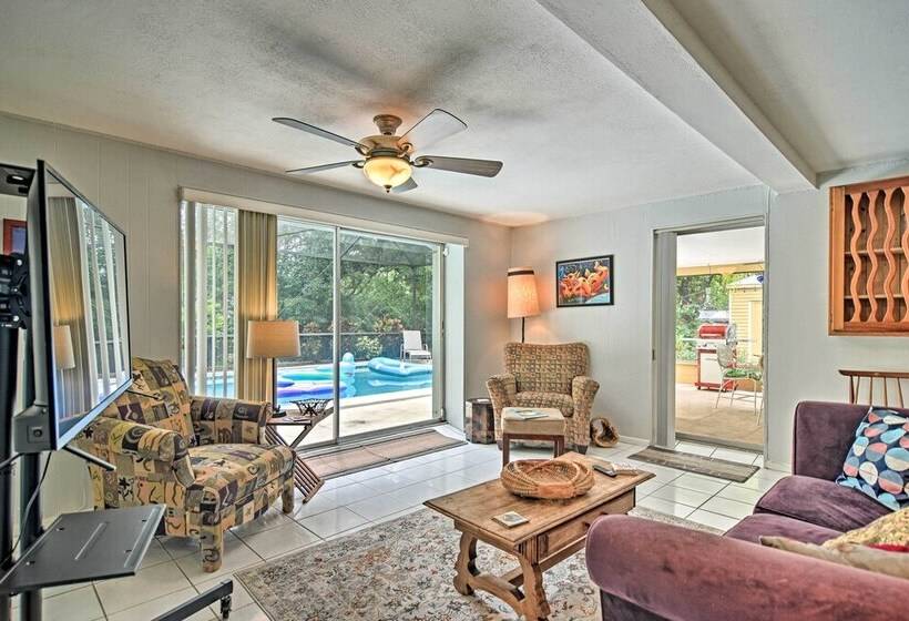 Classic Sarasota Home < 4 Mi To Public Beach