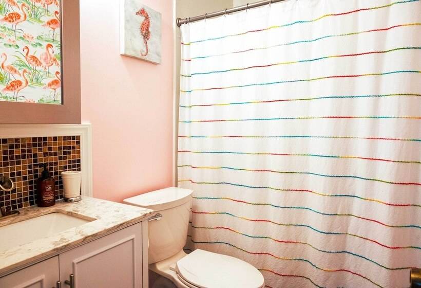 Coastal Bonita Shores Holiday Home Near Beach!