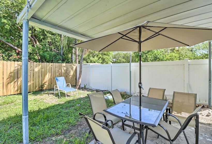 Cozy Key West Beach Cottage: Walk To Beaches!